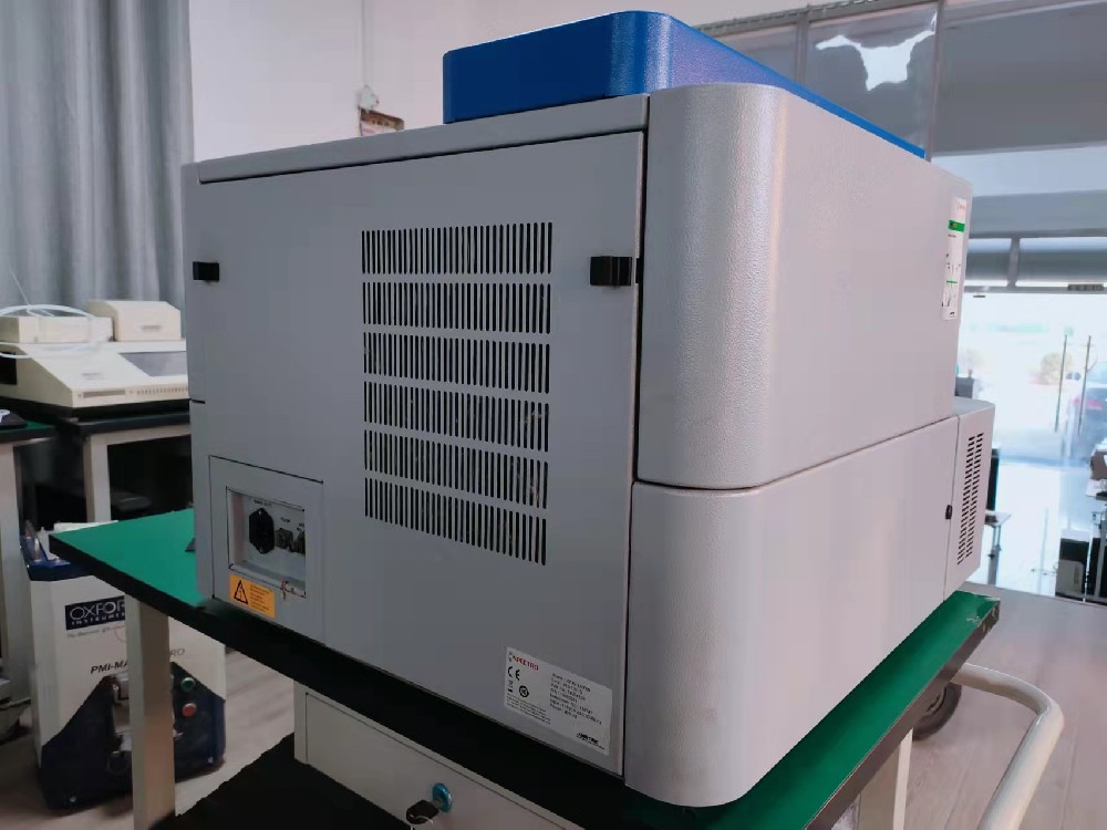 ��˹�ɿ˹��V�xչʾ